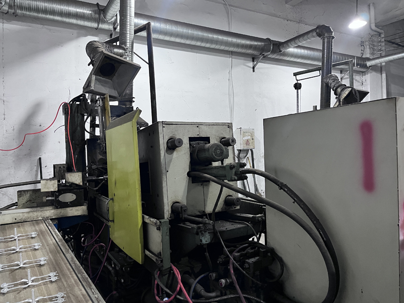 Mengapa lampu di bengkel Jinhua Hanjia selalu menyala?